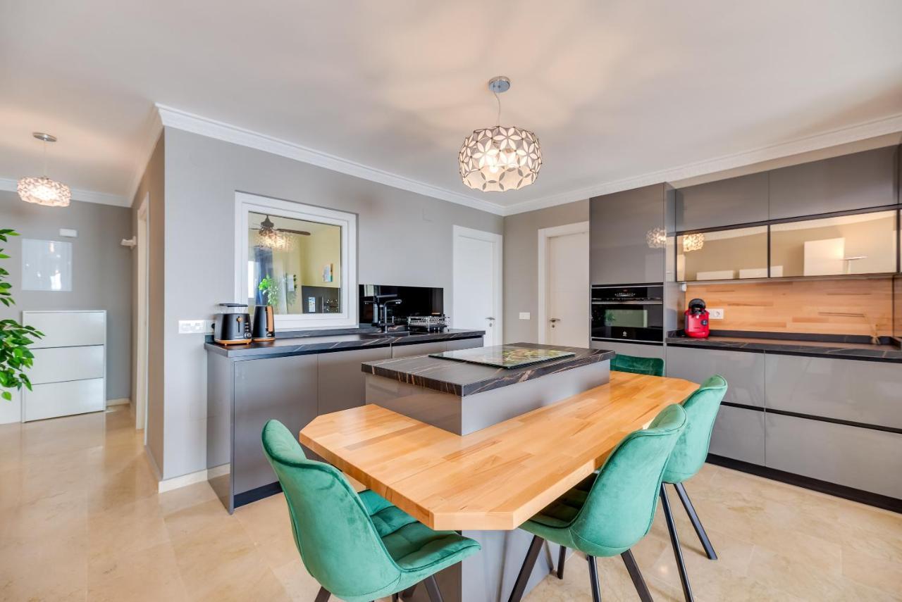 Beach Apartment Марбелья Екстер'єр фото